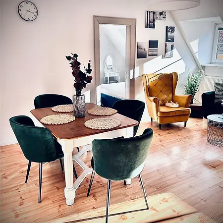 White Glove Stare Sw Barbary Apartment Olsztyn (Warmian-Masurian)
